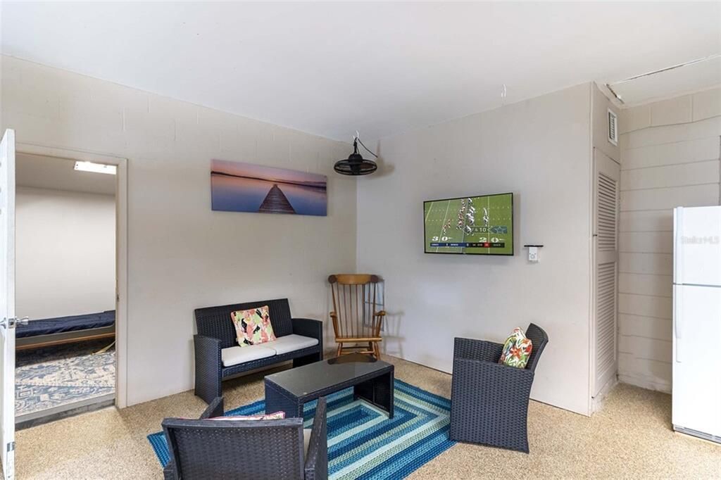 For Sale: $1,900,000 (11 beds, 0 baths, 5499 Square Feet)