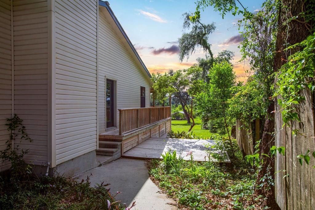 En Venta: $330,000 (3 camas, 2 baños, 1852 Pies cuadrados)