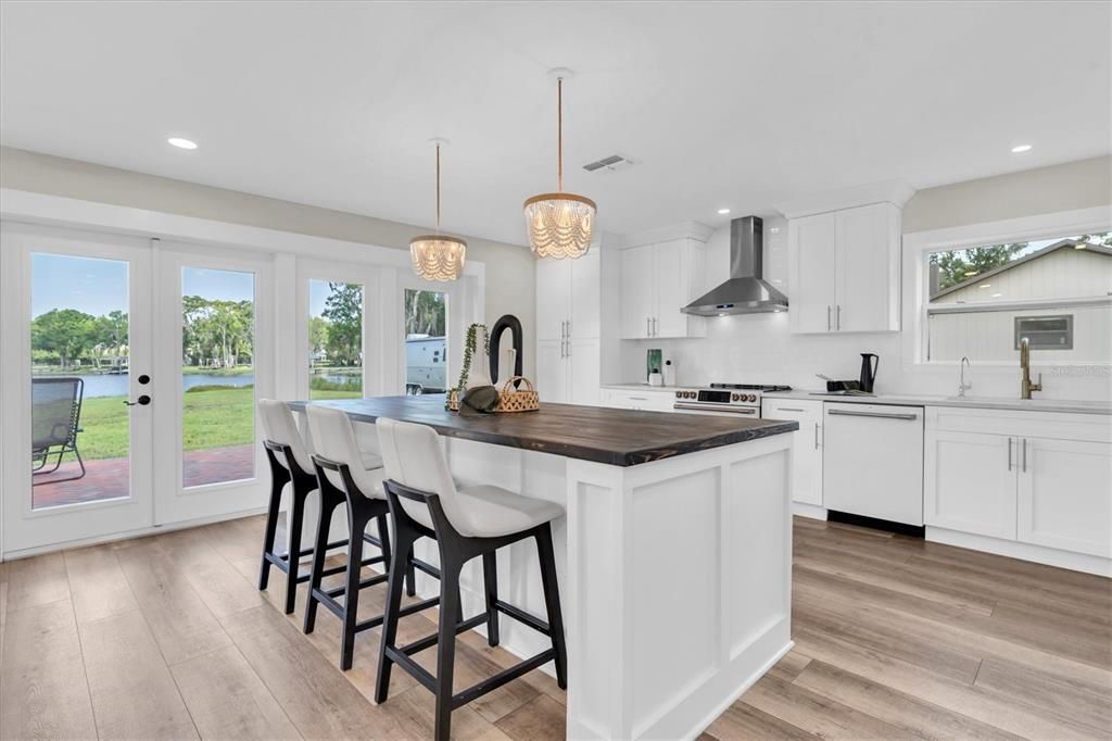 For Sale: $799,000 (3 beds, 2 baths, 1990 Square Feet)