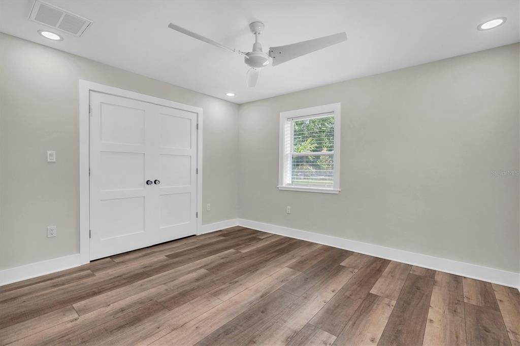 For Sale: $799,000 (3 beds, 2 baths, 1990 Square Feet)