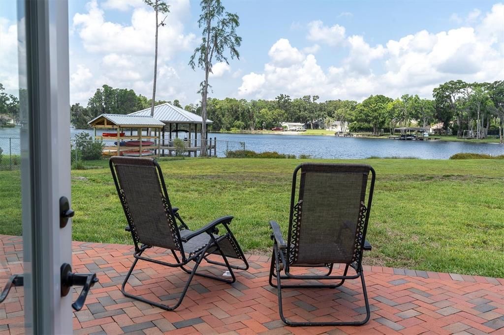 For Sale: $799,000 (3 beds, 2 baths, 1990 Square Feet)