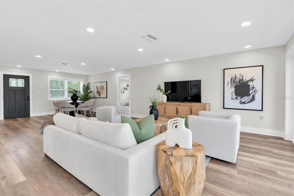 For Sale: $799,000 (3 beds, 2 baths, 1990 Square Feet)