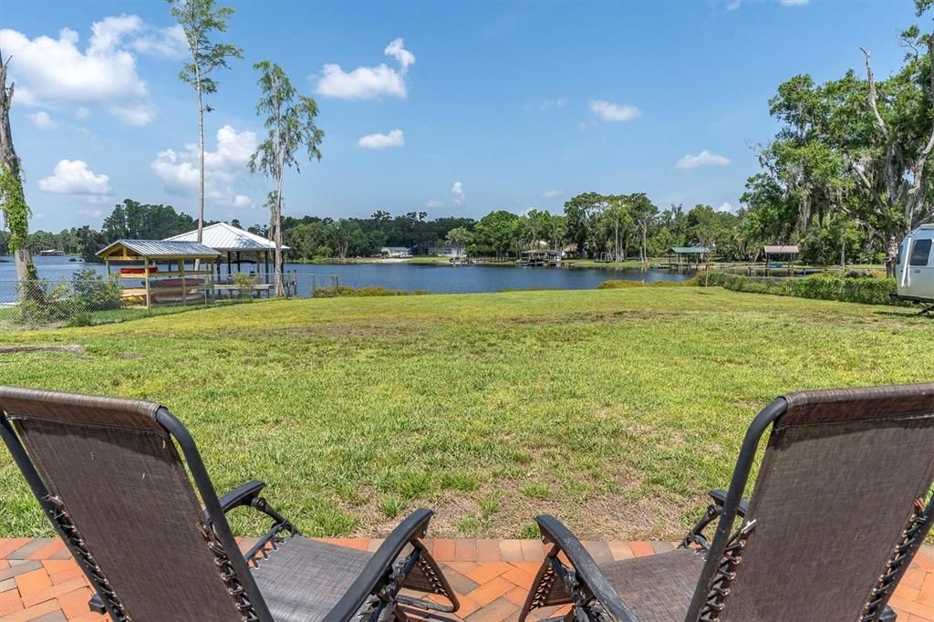 For Sale: $799,000 (3 beds, 2 baths, 1990 Square Feet)