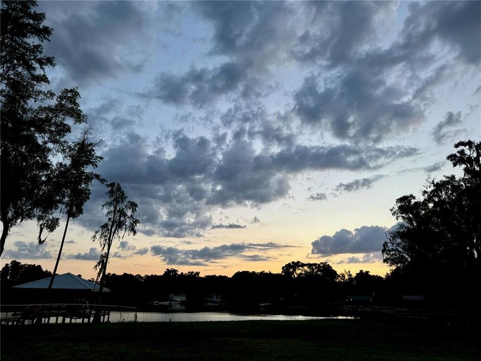 For Sale: $799,000 (3 beds, 2 baths, 1990 Square Feet)