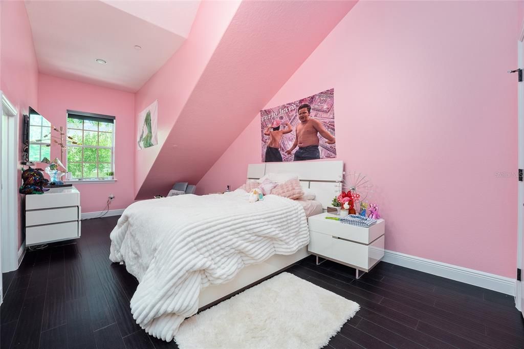 待售: $519,990 (3 贝兹, 2 浴室, 2421 平方英尺)