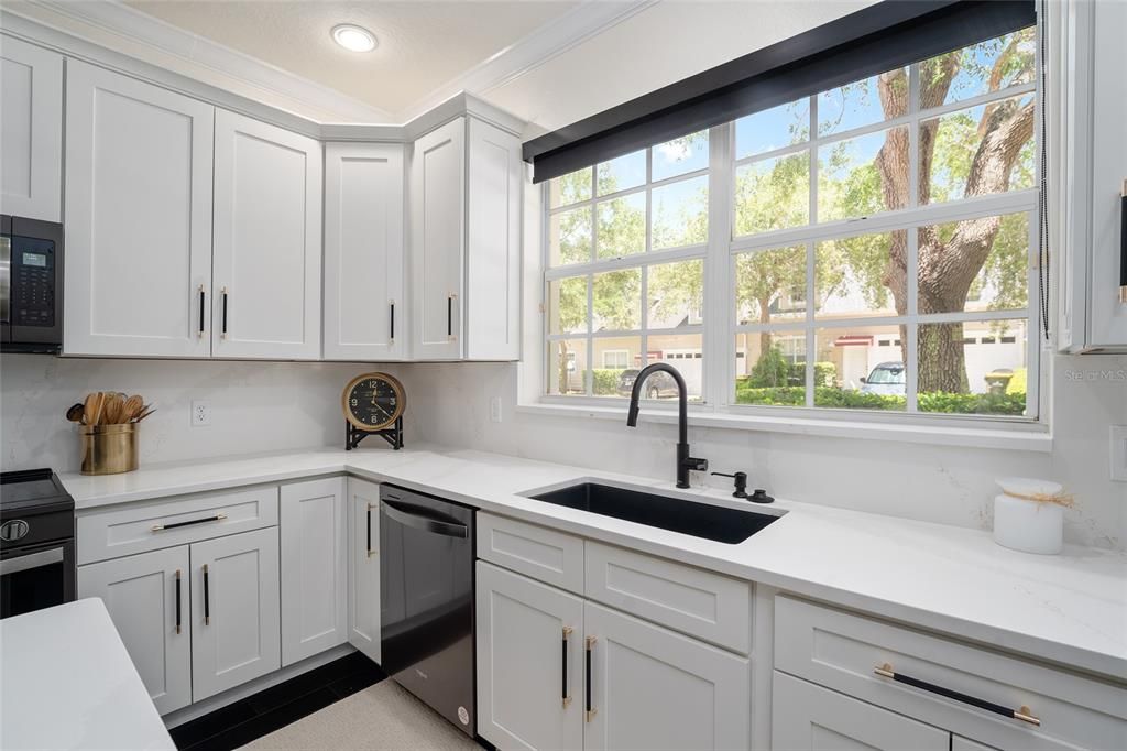 待售: $519,990 (3 贝兹, 2 浴室, 2421 平方英尺)