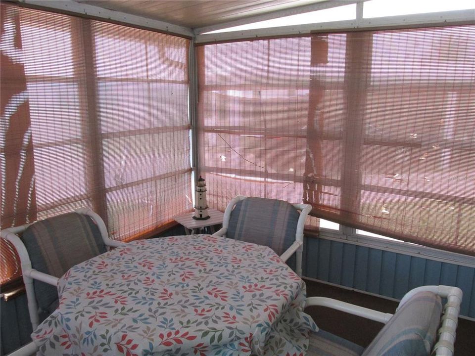 На продажу: $125,000 (2 спален, 2 ванн, 900 Квадратных фут)