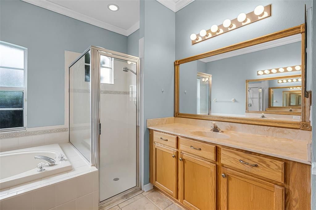 На продажу: $599,000 (4 спален, 3 ванн, 2394 Квадратных фут)