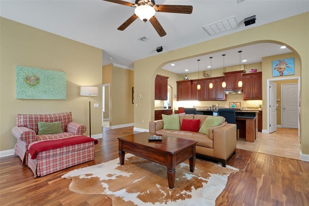 Active With Contract: $595,000 (4 beds, 3 baths, 2502 Square Feet)