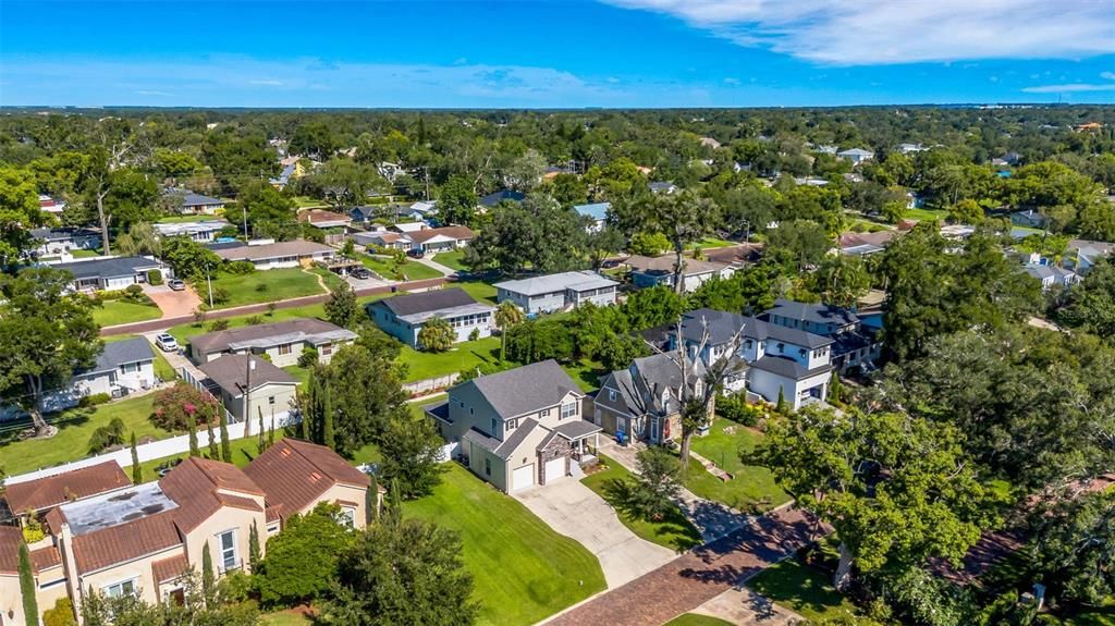 Active With Contract: $595,000 (4 beds, 3 baths, 2502 Square Feet)