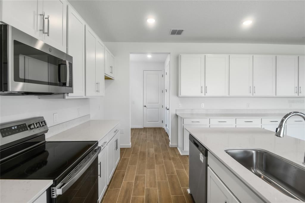 На продажу: $456,720 (5 спален, 3 ванн, 3030 Квадратных фут)