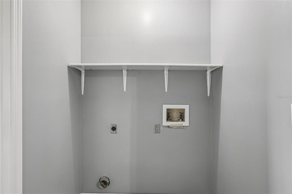 Под контрактом: $336,000 (2 спален, 2 ванн, 1440 Квадратных фут)