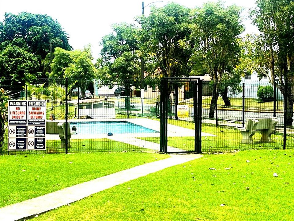 For Rent: $2,500 (3 beds, 2 baths, 1800 Square Feet)