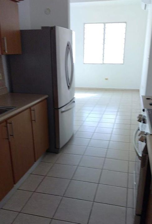 For Rent: $2,500 (3 beds, 2 baths, 1800 Square Feet)