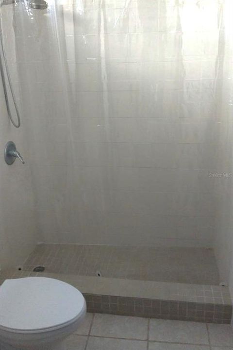 For Rent: $2,500 (3 beds, 2 baths, 1800 Square Feet)