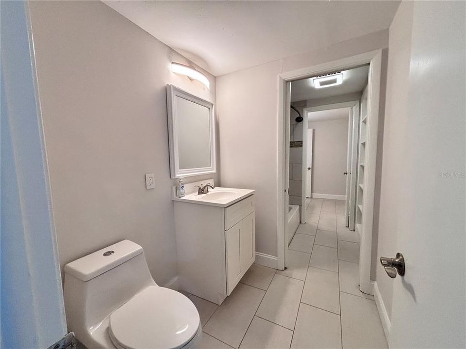 合同活跃: $499,000 (4 贝兹, 3 浴室, 3644 平方英尺)