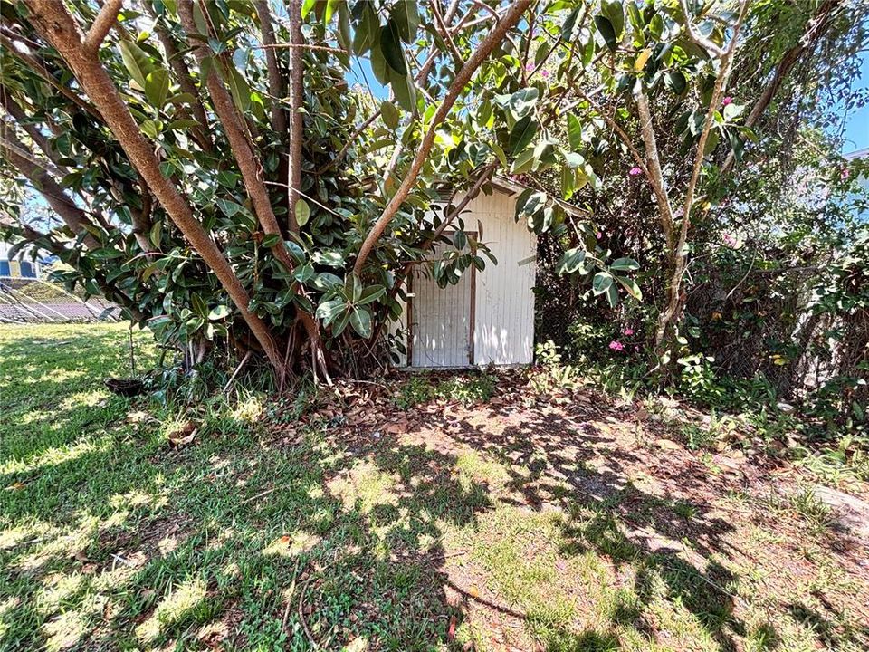 合同活跃: $499,000 (4 贝兹, 3 浴室, 3644 平方英尺)