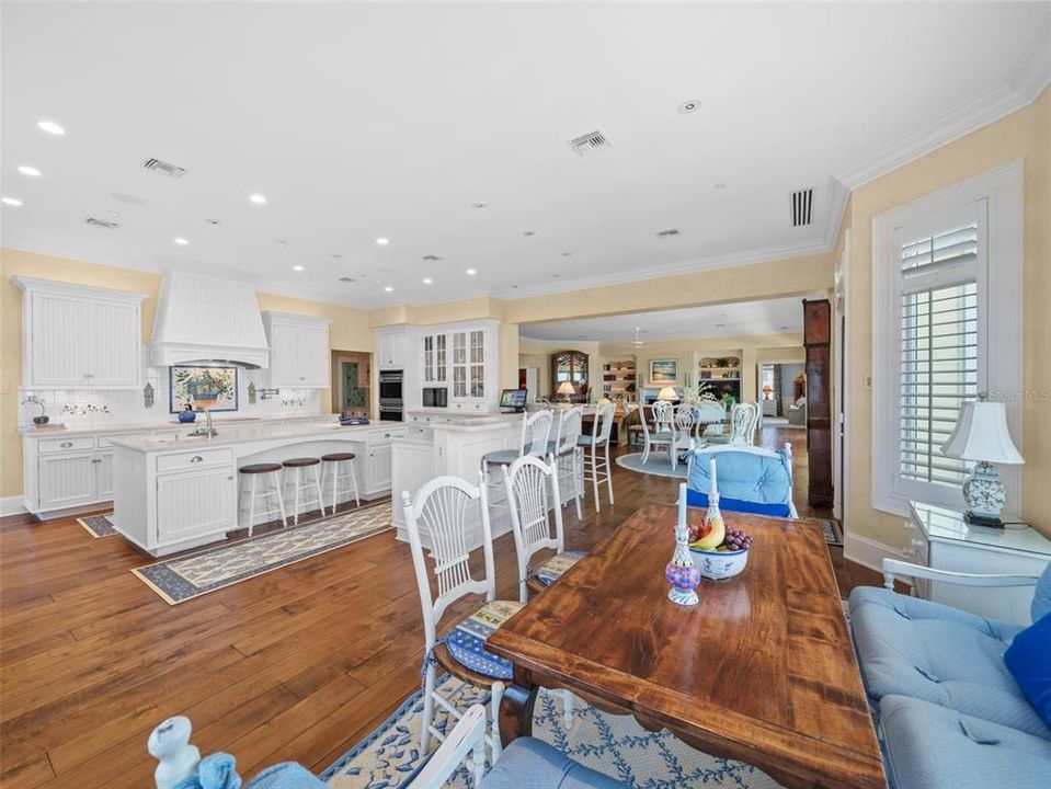 For Sale: $16,900,000 (5 beds, 6 baths, 5837 Square Feet)