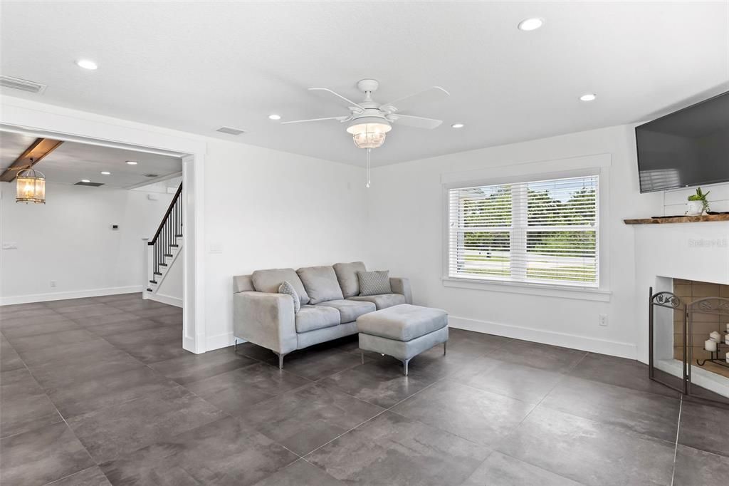 待售: $1,325,000 (3 贝兹, 3 浴室, 3095 平方英尺)