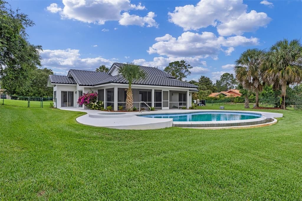 На продажу: $665,000 (3 спален, 3 ванн, 1737 Квадратных фут)