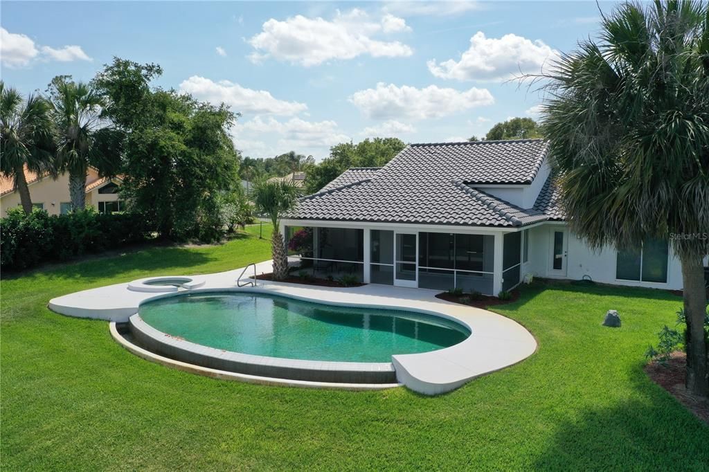 На продажу: $665,000 (3 спален, 3 ванн, 1737 Квадратных фут)