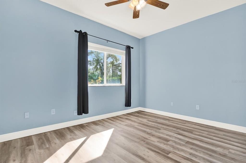 Activo con contrato: $699,000 (4 camas, 2 baños, 2540 Pies cuadrados)