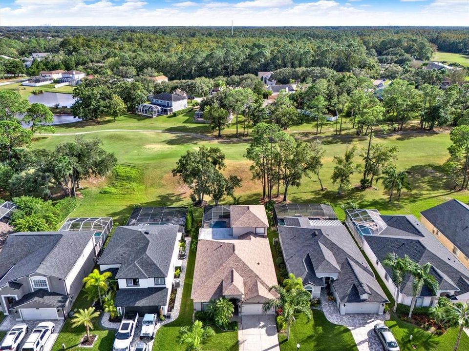 Activo con contrato: $699,000 (4 camas, 2 baños, 2540 Pies cuadrados)