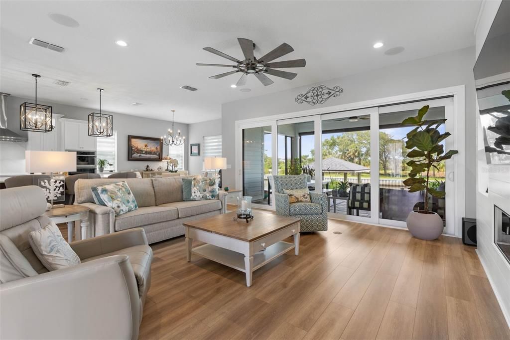 For Sale: $1,299,000 (3 beds, 2 baths, 2528 Square Feet)