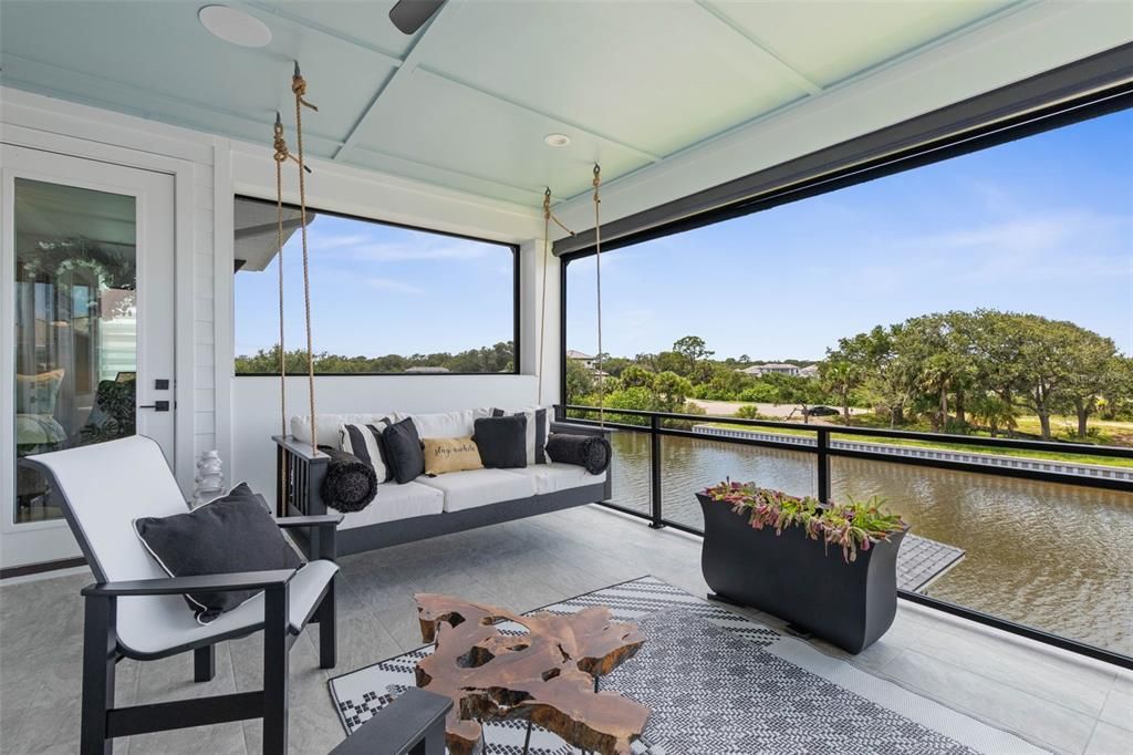 For Sale: $1,299,000 (3 beds, 2 baths, 2528 Square Feet)