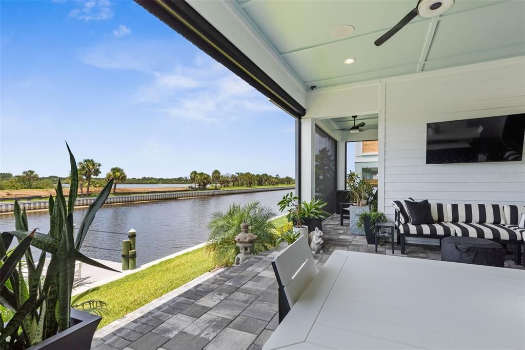 For Sale: $1,299,000 (3 beds, 2 baths, 2528 Square Feet)