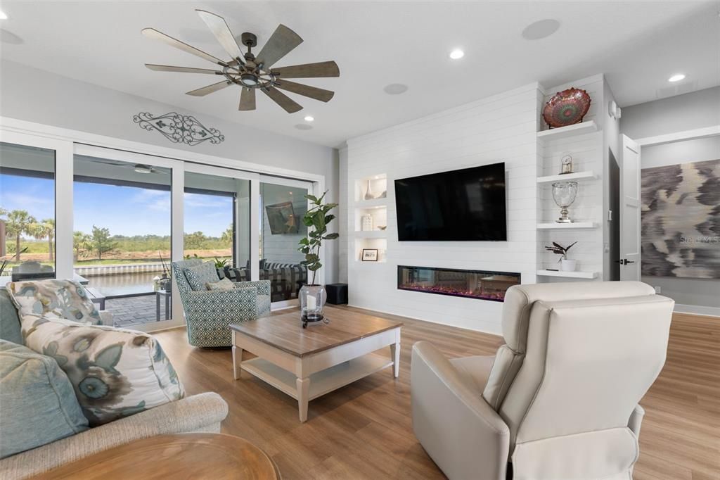 For Sale: $1,299,000 (3 beds, 2 baths, 2528 Square Feet)