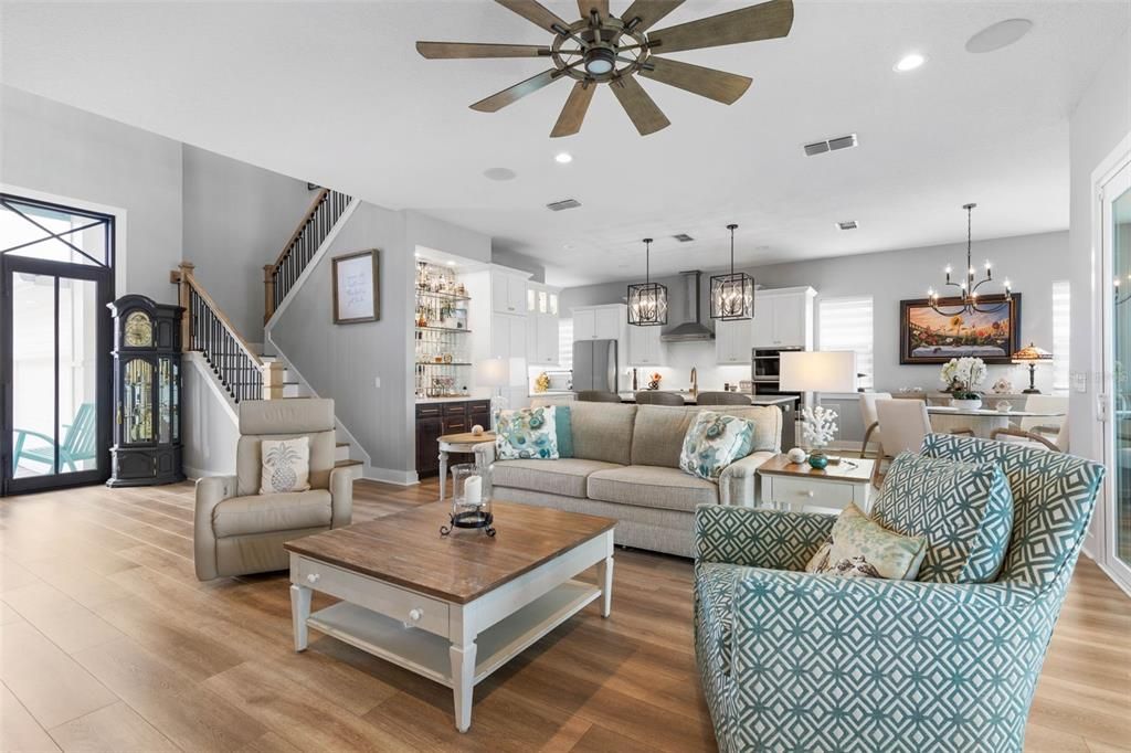 For Sale: $1,299,000 (3 beds, 2 baths, 2528 Square Feet)