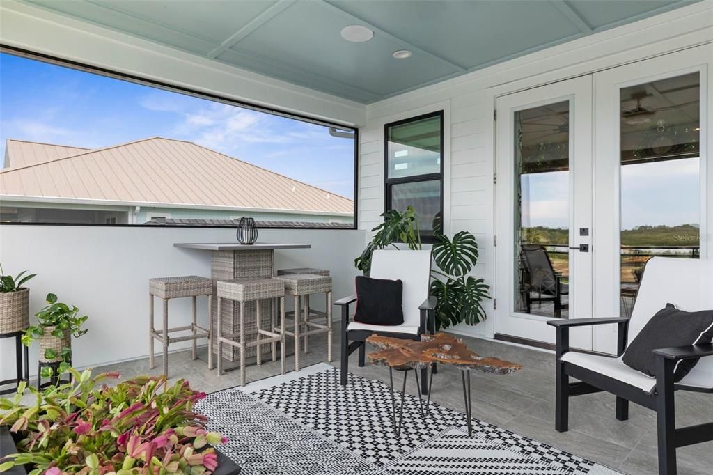 For Sale: $1,299,000 (3 beds, 2 baths, 2528 Square Feet)