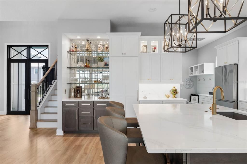 For Sale: $1,299,000 (3 beds, 2 baths, 2528 Square Feet)