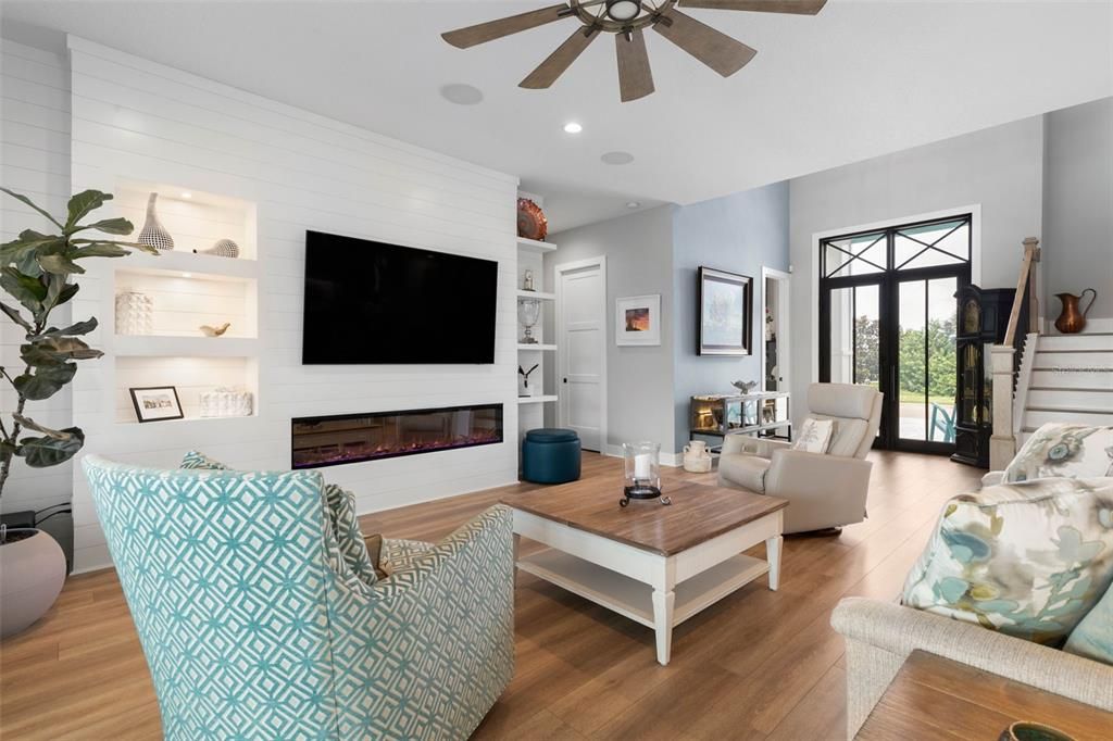 For Sale: $1,299,000 (3 beds, 2 baths, 2528 Square Feet)