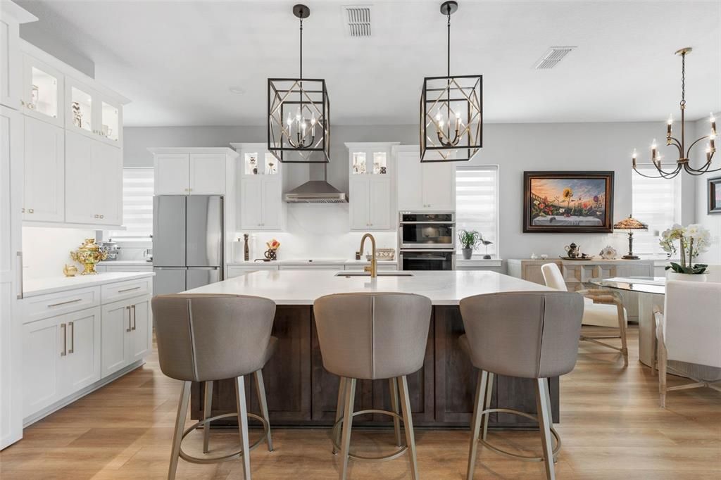 For Sale: $1,299,000 (3 beds, 2 baths, 2528 Square Feet)