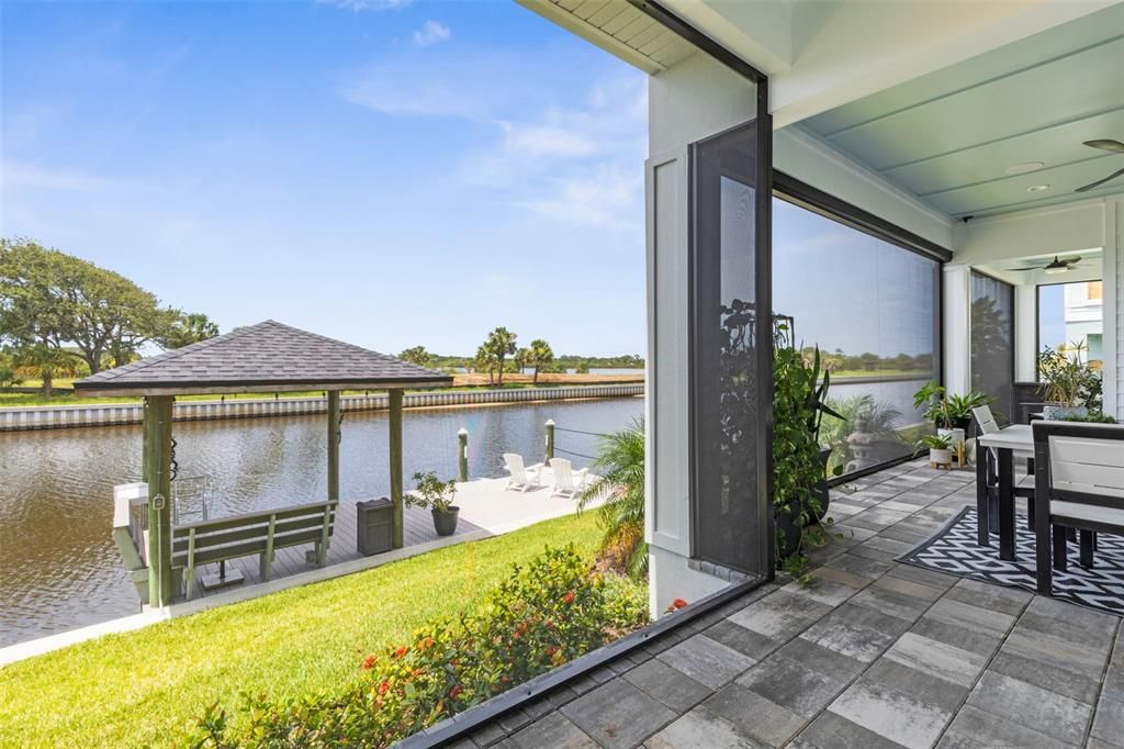 For Sale: $1,299,000 (3 beds, 2 baths, 2528 Square Feet)