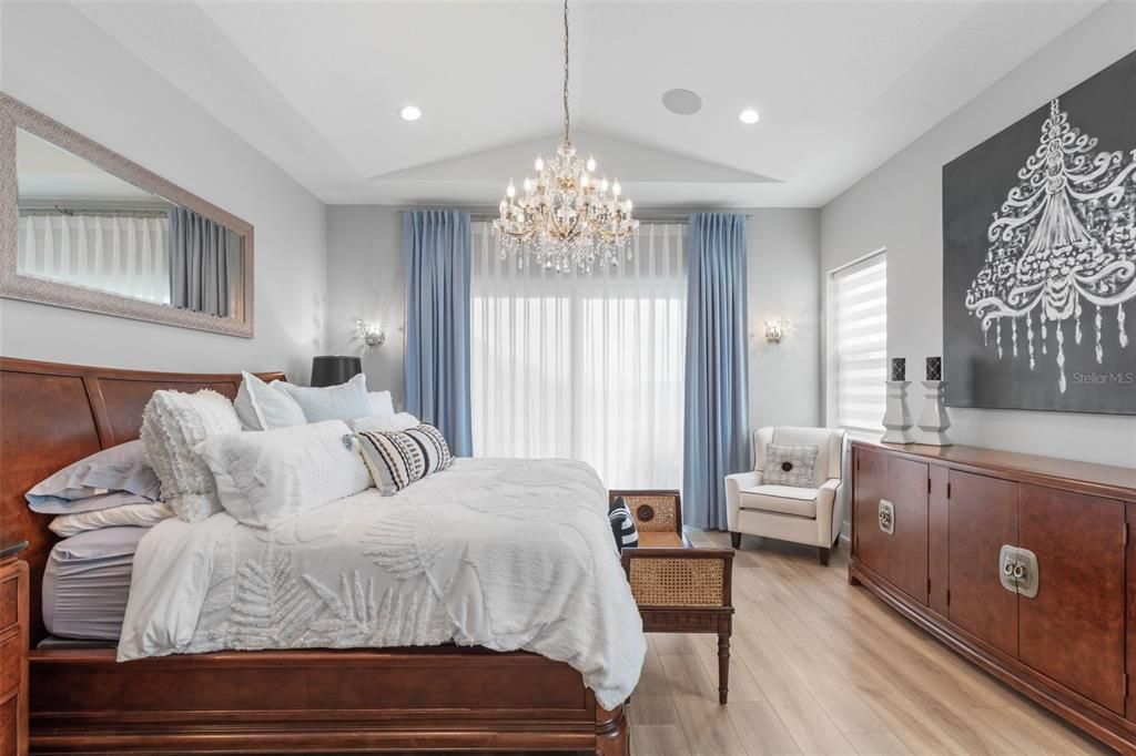 For Sale: $1,299,000 (3 beds, 2 baths, 2528 Square Feet)