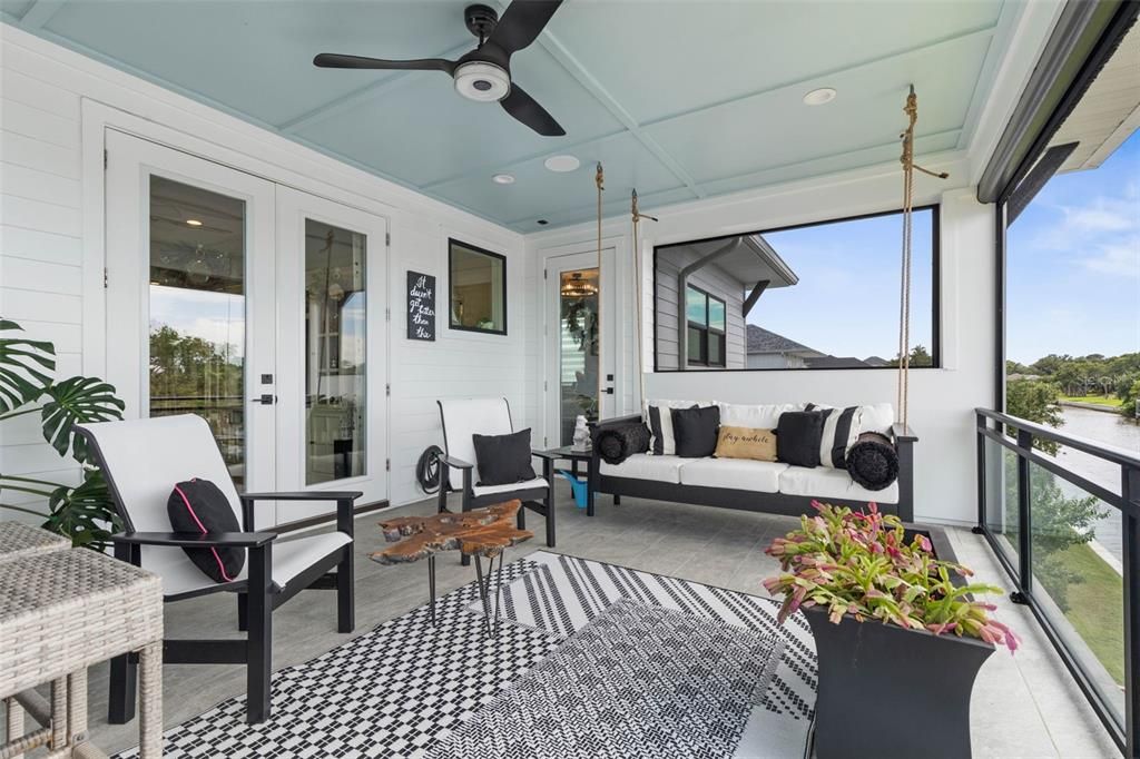 For Sale: $1,299,000 (3 beds, 2 baths, 2528 Square Feet)