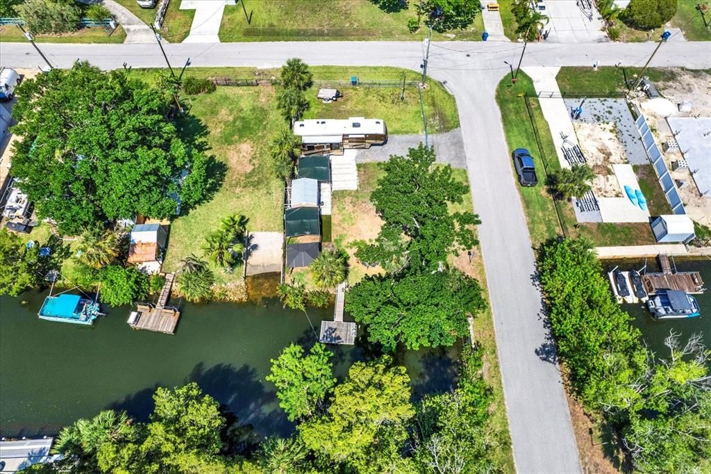 En Venta: $270,000 (0.14 acres)