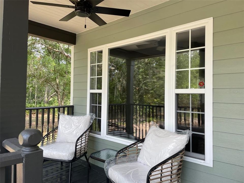 For Sale: $1,799,000 (2 beds, 2 baths, 1280 Square Feet)