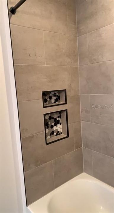 For Sale: $1,799,000 (2 beds, 2 baths, 1280 Square Feet)