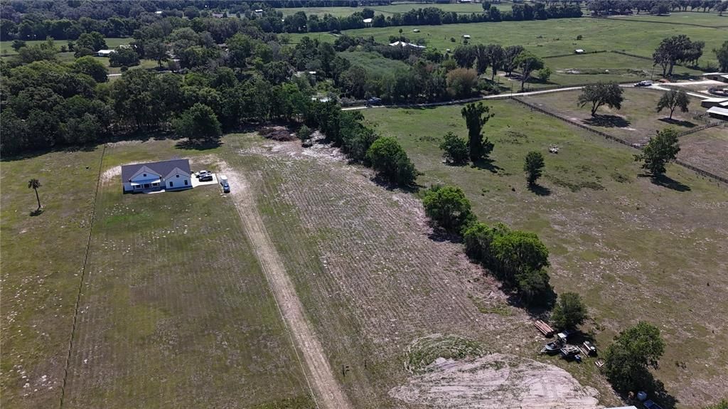 Active With Contract: $160,000 (2.50 acres)