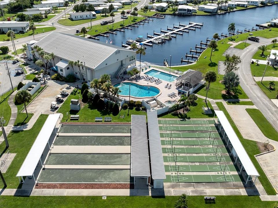 合同活跃: $239,900 (2 贝兹, 2 浴室, 1656 平方英尺)