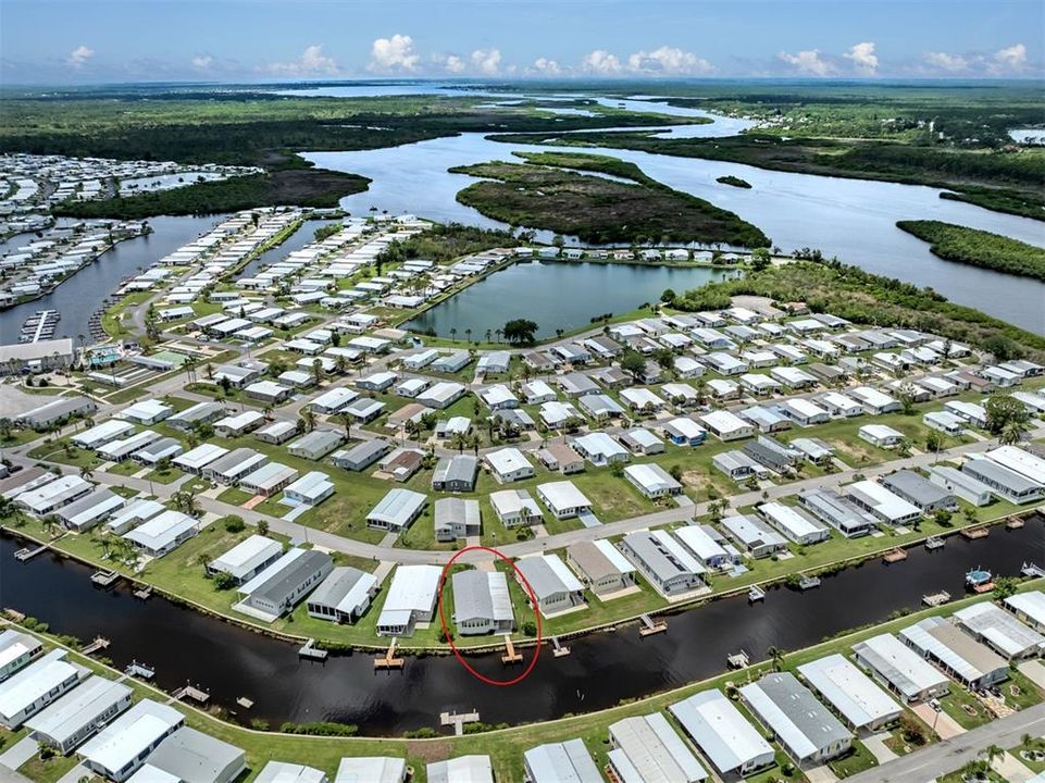 合同活跃: $239,900 (2 贝兹, 2 浴室, 1656 平方英尺)