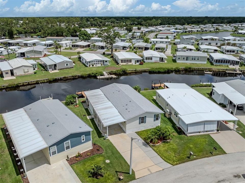 合同活跃: $239,900 (2 贝兹, 2 浴室, 1656 平方英尺)