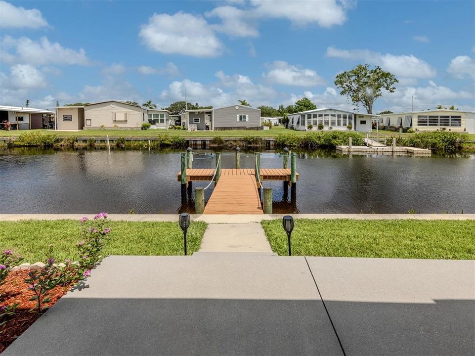 合同活跃: $239,900 (2 贝兹, 2 浴室, 1656 平方英尺)