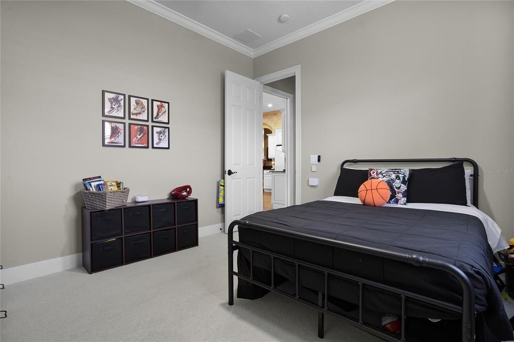 Active With Contract: $979,000 (4 beds, 3 baths, 3120 Square Feet)