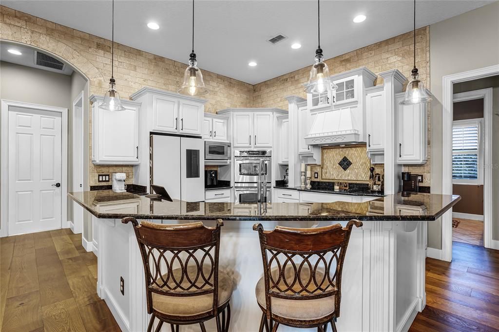 Active With Contract: $979,000 (4 beds, 3 baths, 3120 Square Feet)