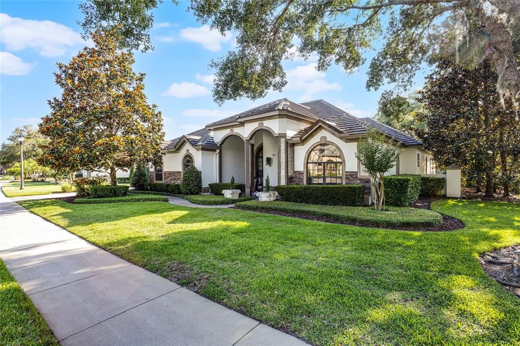 Active With Contract: $979,000 (4 beds, 3 baths, 3120 Square Feet)